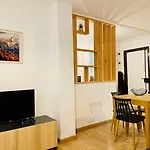 Apartment L'ecrin - 2 Bedrooms - Large Free Parking & Close To Tram Grenoble