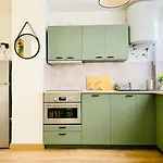 L'ecrin - 2 Bedrooms - Large Free Parking & Close To Tram Apartment *