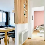 L'ecrin - 2 Bedrooms - Large Free Parking & Close To Tram