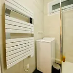 L'ecrin - 2 Bedrooms - Large Free Parking & Close To Tram *