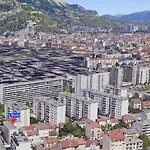 Apartment L'ecrin - 2 Bedrooms - Large Free Parking & Close To Tram Grenoble