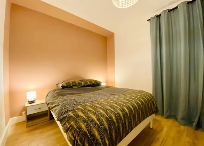 Ecrin Large Parking 2 Bedrooms Fiber Close To Tram 公寓