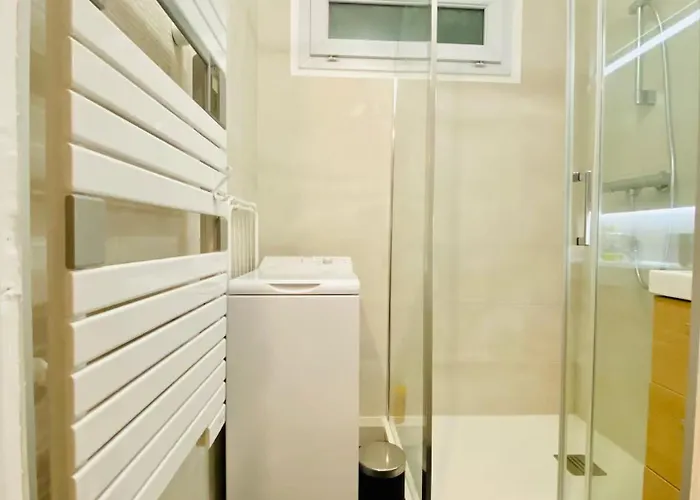 Ecrin Large Parking 2 Bedrooms Fiber Close To Tram * 格勒诺布尔