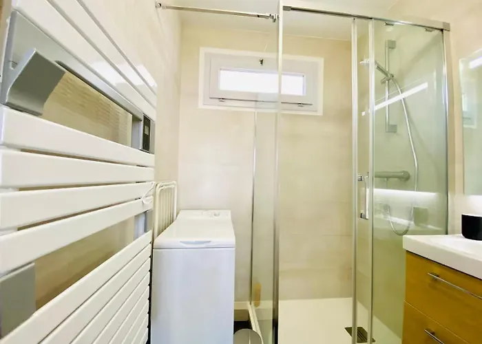 Ecrin Large Parking 2 Bedrooms Fiber Close To Tram 公寓