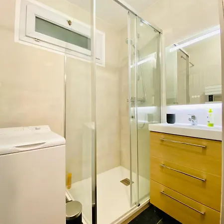 شقة L'ecrin - 2 Bedrooms - Large Free Parking & Close To Tram غرونوبل