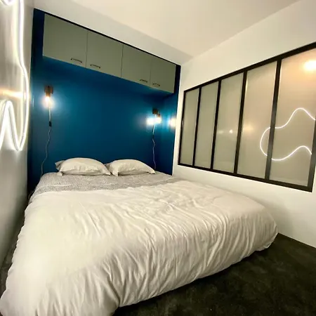 L'ecrin - 2 Bedrooms - Large Free Parking & Close To Tram شقة