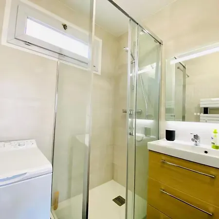 Ecrin Large Parking 2 Bedrooms Fiber Close To Tram גרנובל