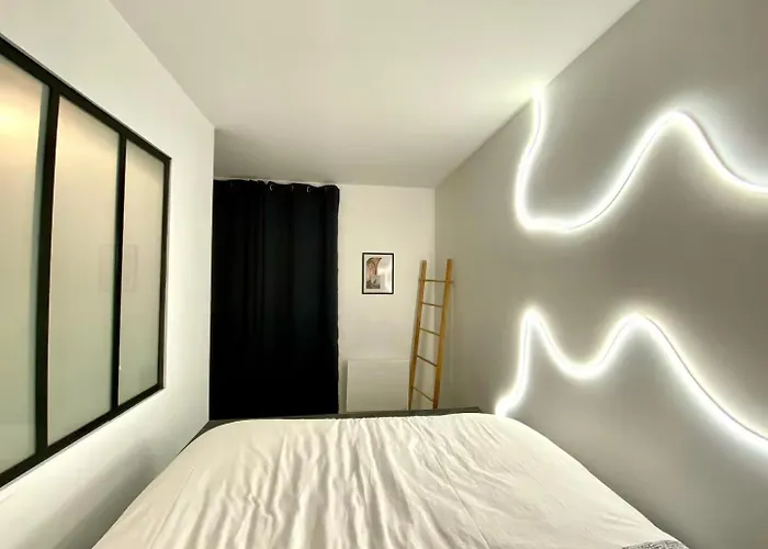 דירה Ecrin Large Parking 2 Bedrooms Fiber Close To Tram גרנובל