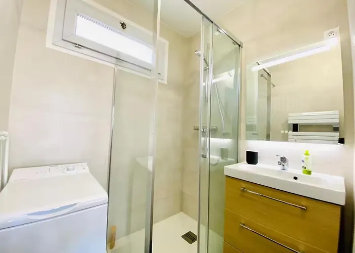 דירה Ecrin Large Parking 2 Bedrooms Fiber Close To Tram גרנובל